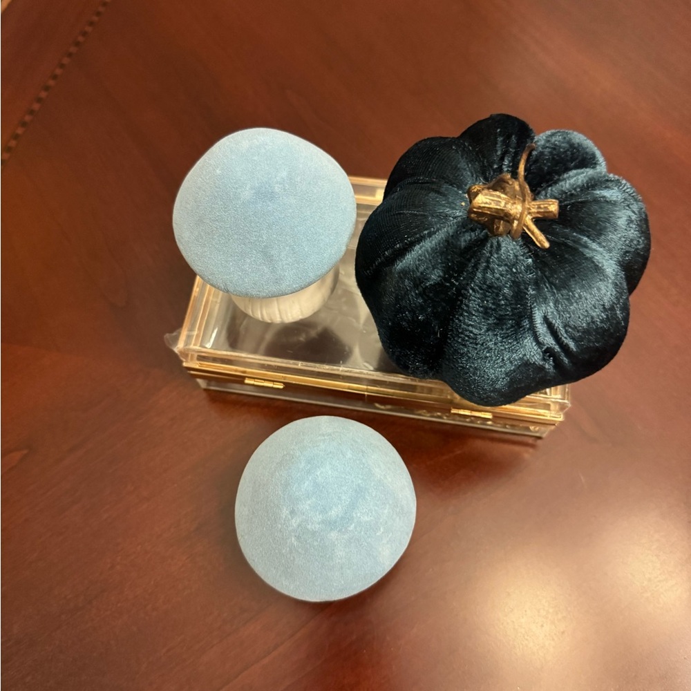Blue and White Mushroom Decor - Picture 5 of 6